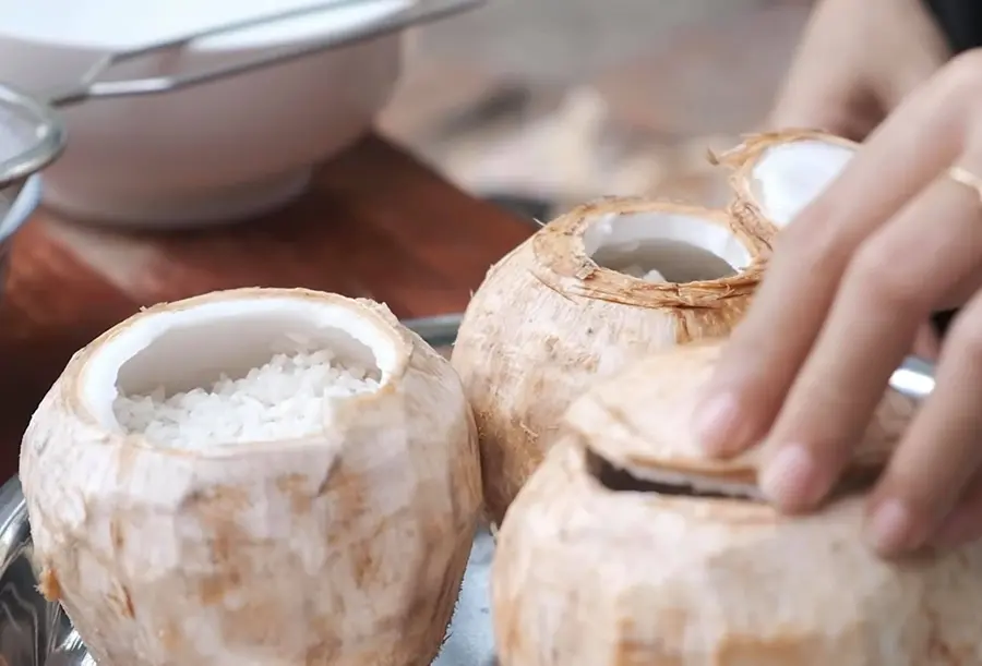Thưởng thức cơm dừa Bến Tre, món ăn dân dã với hương vị ngon mê ly 5
