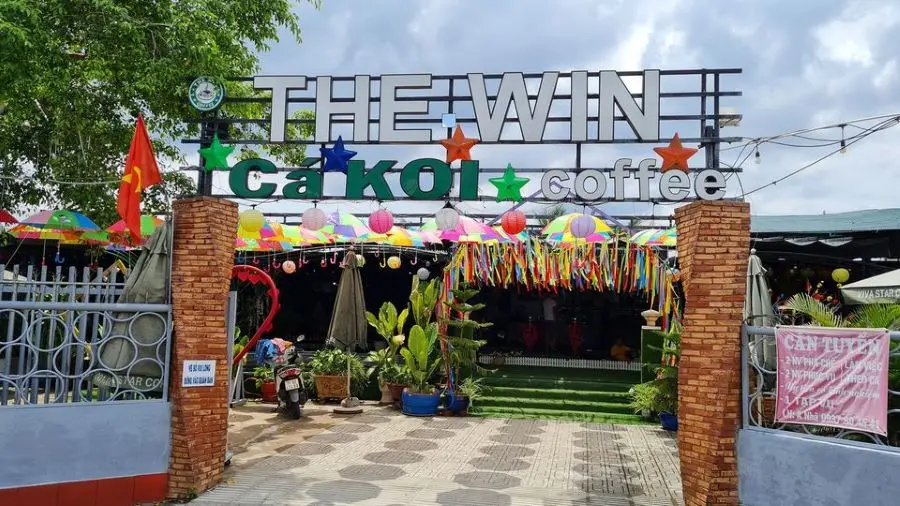 Top qu&aacute;n cafe s&acirc;n vườn tại Bến Tre sở hữu khung cảnh y&ecirc;n b&igrave;nh, thơ mộng 5