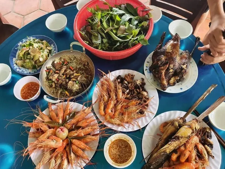 Glamping tr&ecirc;n N&ocirc;ng trại Ph&uacute; B&igrave;nh, h&ograve;a m&igrave;nh v&agrave;o thi&ecirc;n nhi&ecirc;n sau bộn bề cuộc sống 8