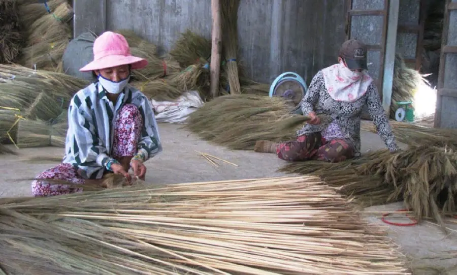L&agrave;ng nghề chổi b&oacute; Mỹ An, giữ trọn n&eacute;t đẹp hồn qu&ecirc; 3