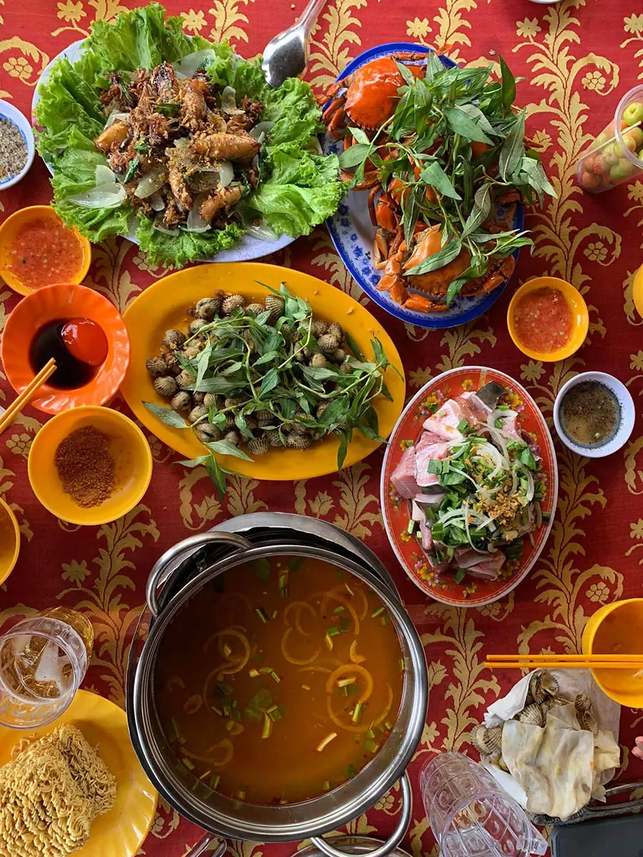 Review đi biển Thạnh Phú ăn hải sản ngon, rẻ cùng cô bạn Huyền Nhi 7