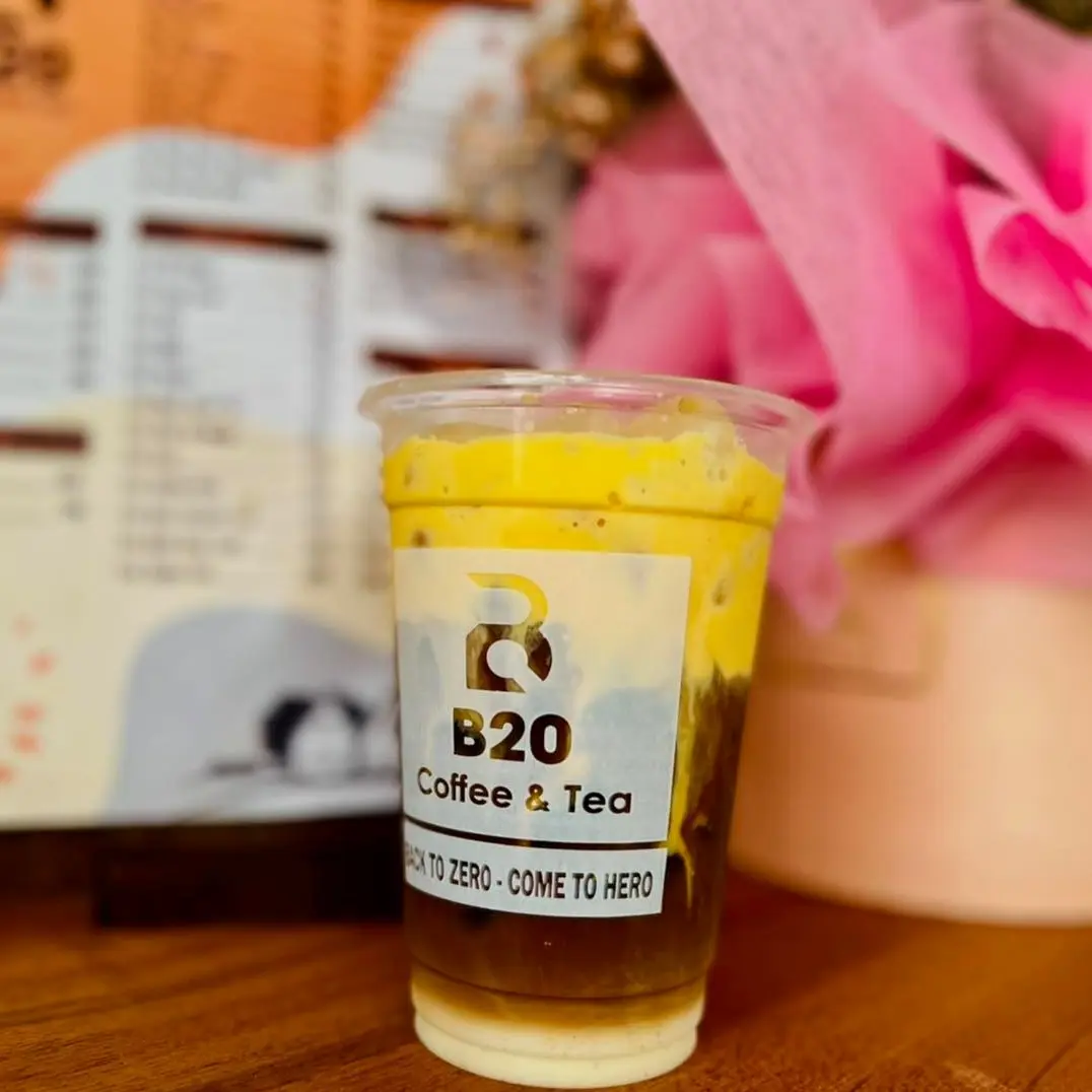 B20 Coffee Tea quán cà ph&ecirc; được giới trẻ Bình Dương săn đón 8