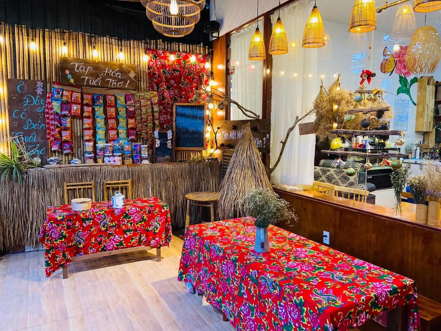 Đến ngay Art House Coffee như lạc v&agrave;o studio xịn s&ograve; 10