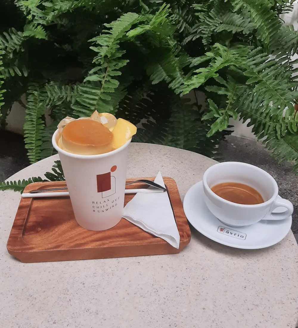 Đến ngay ASVRIO Coffee như lạc lối v&agrave;o xứ sở Bắc &Acirc;u 15