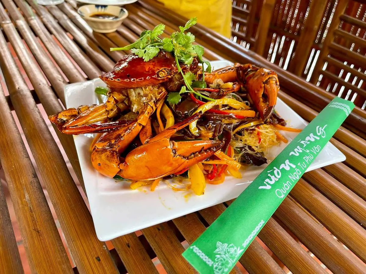Đến Vườn Măng Qu&aacute;n thưởng thức ẩm thực đồng qu&ecirc; đặc sắc 11