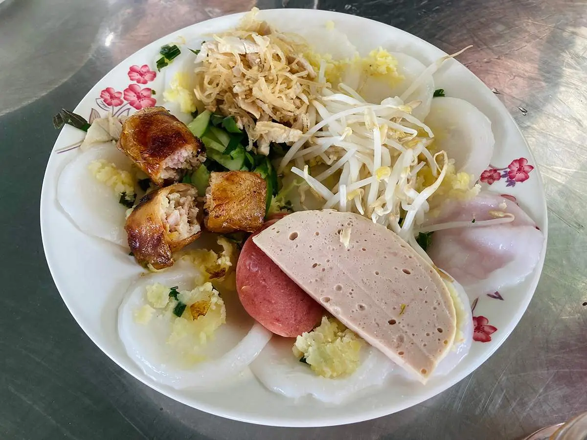 Điểm danh top qu&aacute;n b&aacute;nh b&egrave;o ở B&igrave;nh Dương đ&ocirc;ng kh&aacute;ch nhất 5