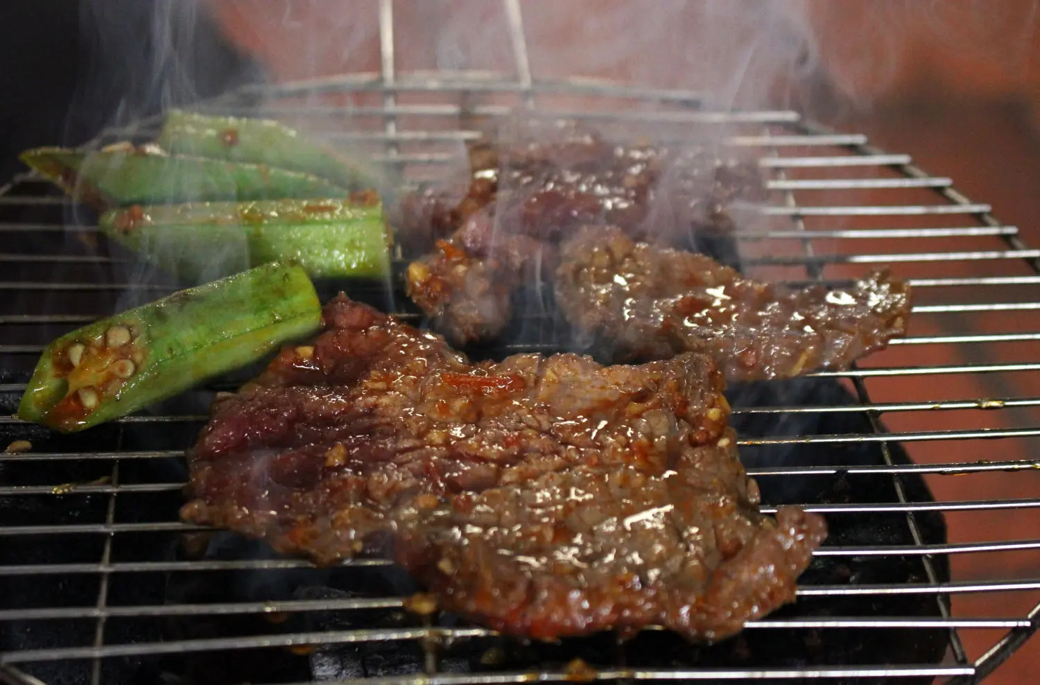 Độc đ&aacute;o qu&aacute;n Lẩu b&ograve; mắm ruốc 8 C&ograve;n khiến biết bao người m&ecirc; mẩn 6