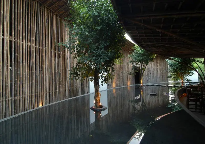 Kh&aacute;m ph&aacute; Cafe qu&aacute;n Gi&oacute; v&agrave; Nước, kh&ocirc;ng gian s&acirc;n vườn độc đ&aacute;o 4