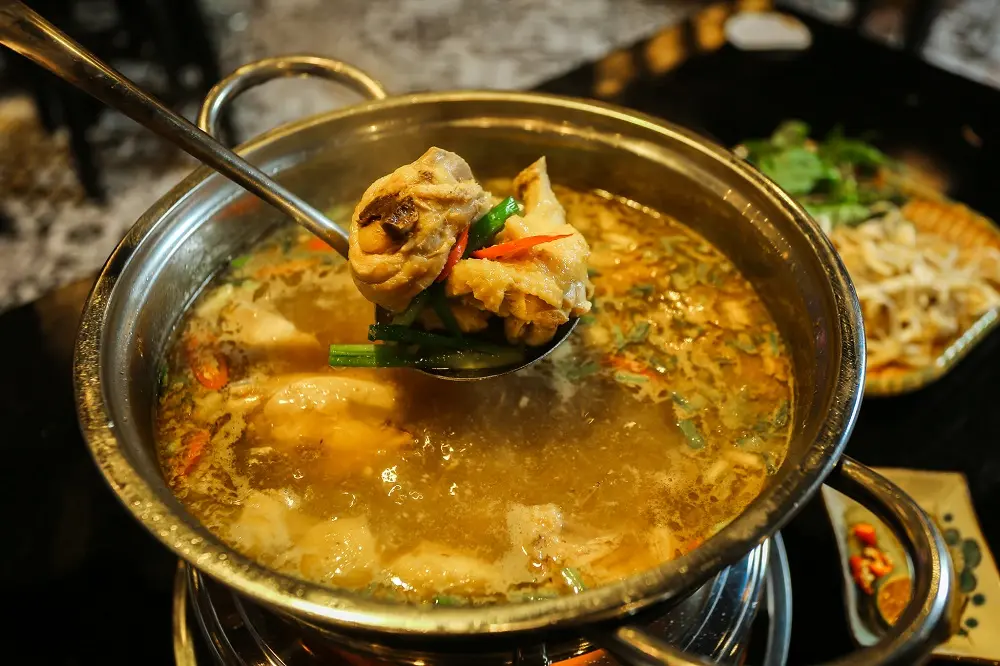 Kh&aacute;m ph&aacute; Nh&agrave; h&agrave;ng Oishii Chicky B&igrave;nh Dương với menu đồ ăn hấp dẫn 6