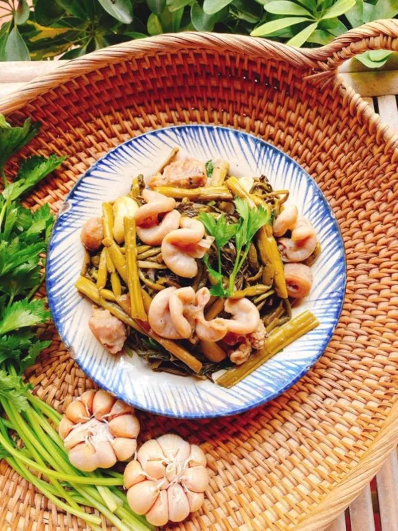 Thử ngay rau m&oacute;p từ c&acirc;y mọc dại trở th&agrave;nh đặc sản B&igrave;nh Dương nức tiếng 5