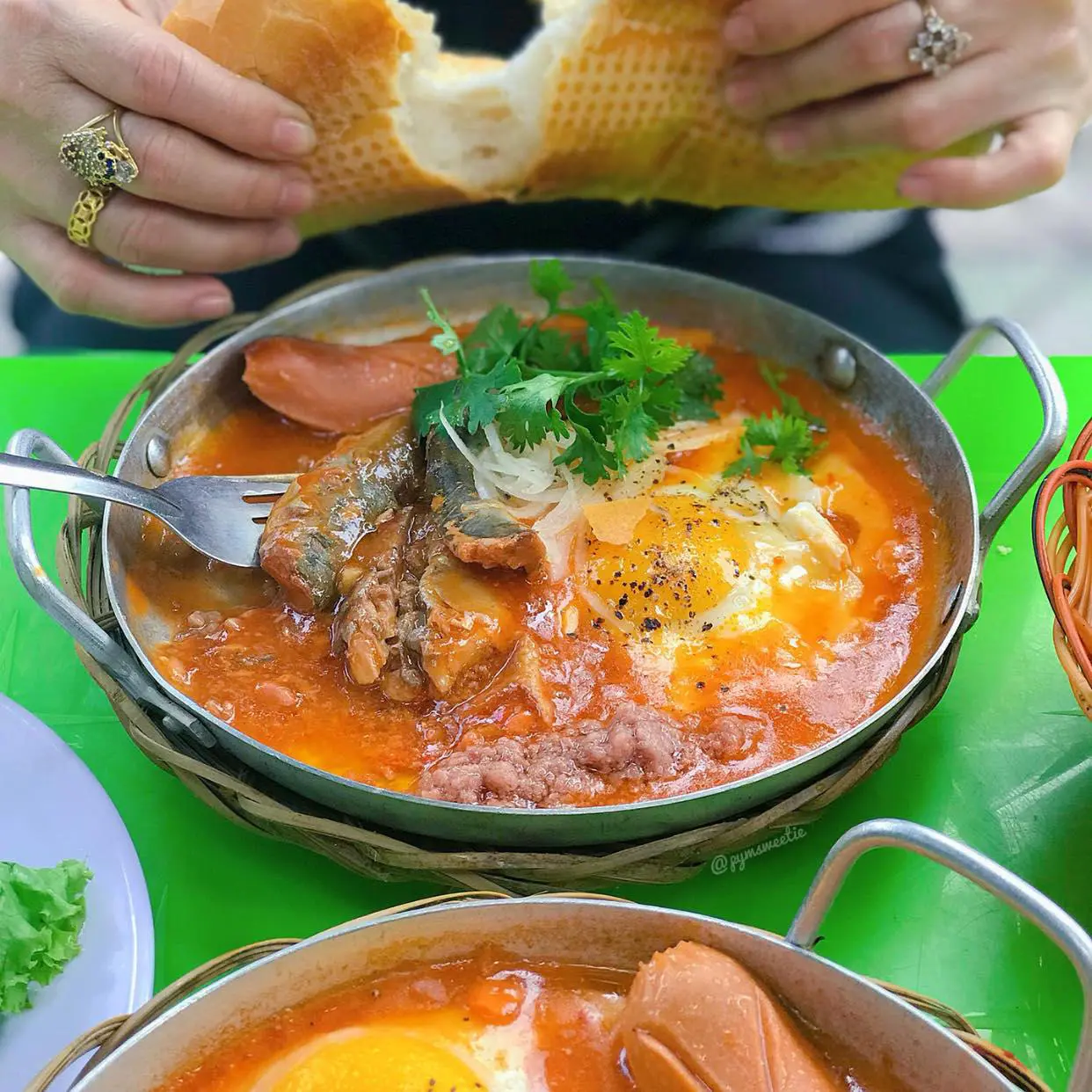 Tiệm b&aacute;nh m&igrave; chảo Anh B&eacute;o ngon nức tiếng B&igrave;nh Dương bạn nhất định phải thử 6