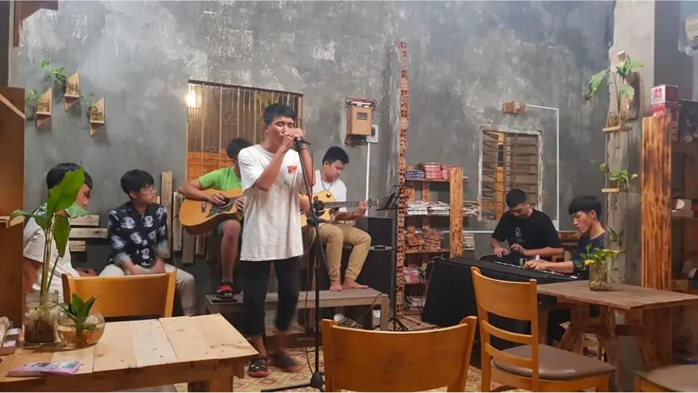 T&igrave;m về Nh&agrave; cũ Coffee ho&agrave;i niệm n&iacute;u giữ ch&uacute;t k&yacute; ức với kh&ocirc;ng gian xưa 3