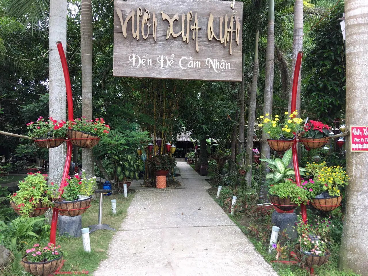 Top 4 qu&aacute;n gỏi g&agrave; măng cụt B&igrave;nh Dương g&acirc;y thương nhớ 4
