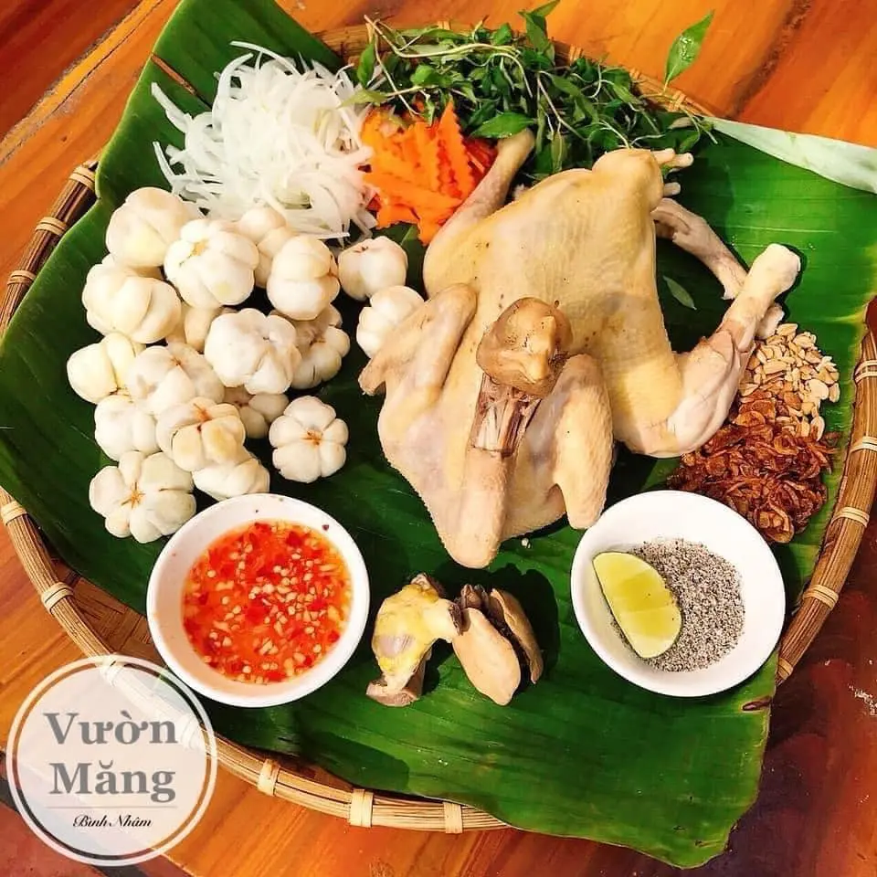 Top 4 qu&aacute;n gỏi g&agrave; măng cụt B&igrave;nh Dương g&acirc;y thương nhớ 6