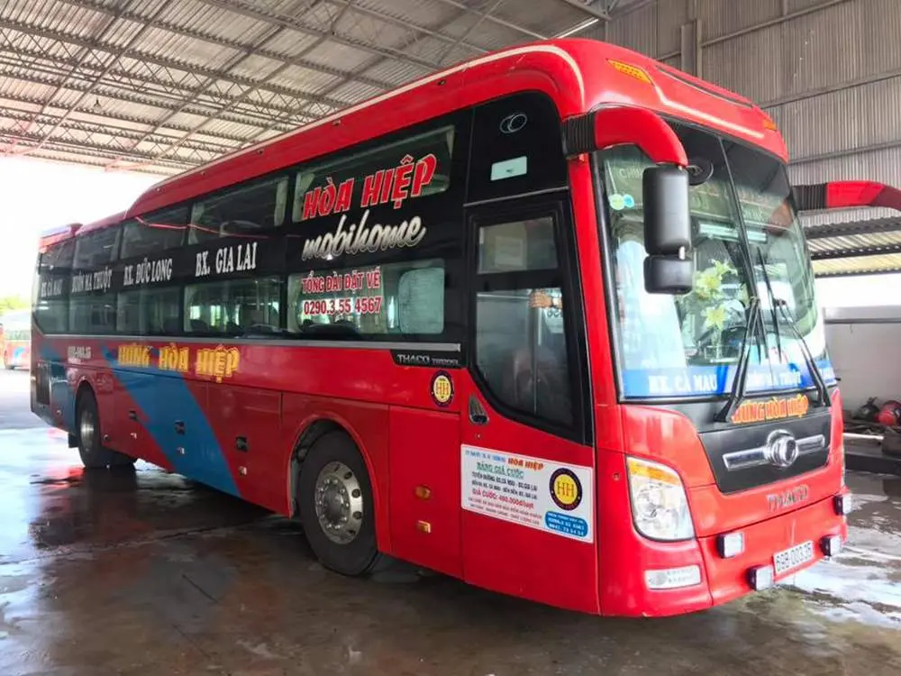 Điểm danh Xe kh&aacute;ch từ HCM đến B&igrave;nh Dương chất lượng nhất 2