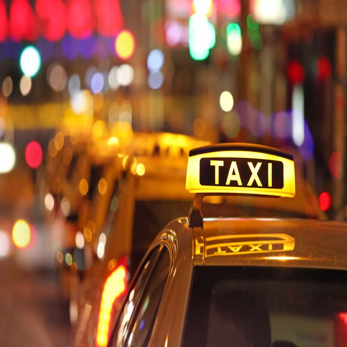 Những h&atilde;ng taxi ở B&igrave;nh Dương chất lượng v&agrave; uy t&iacute;n 6