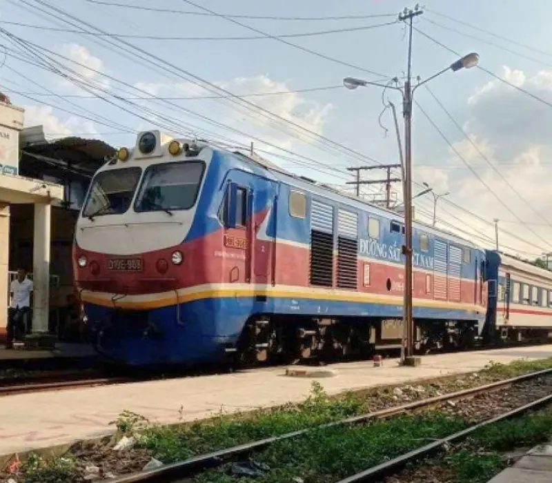 Khám phá ga Dĩ An: một trong những nhà ga lớn nhất Bình Dương