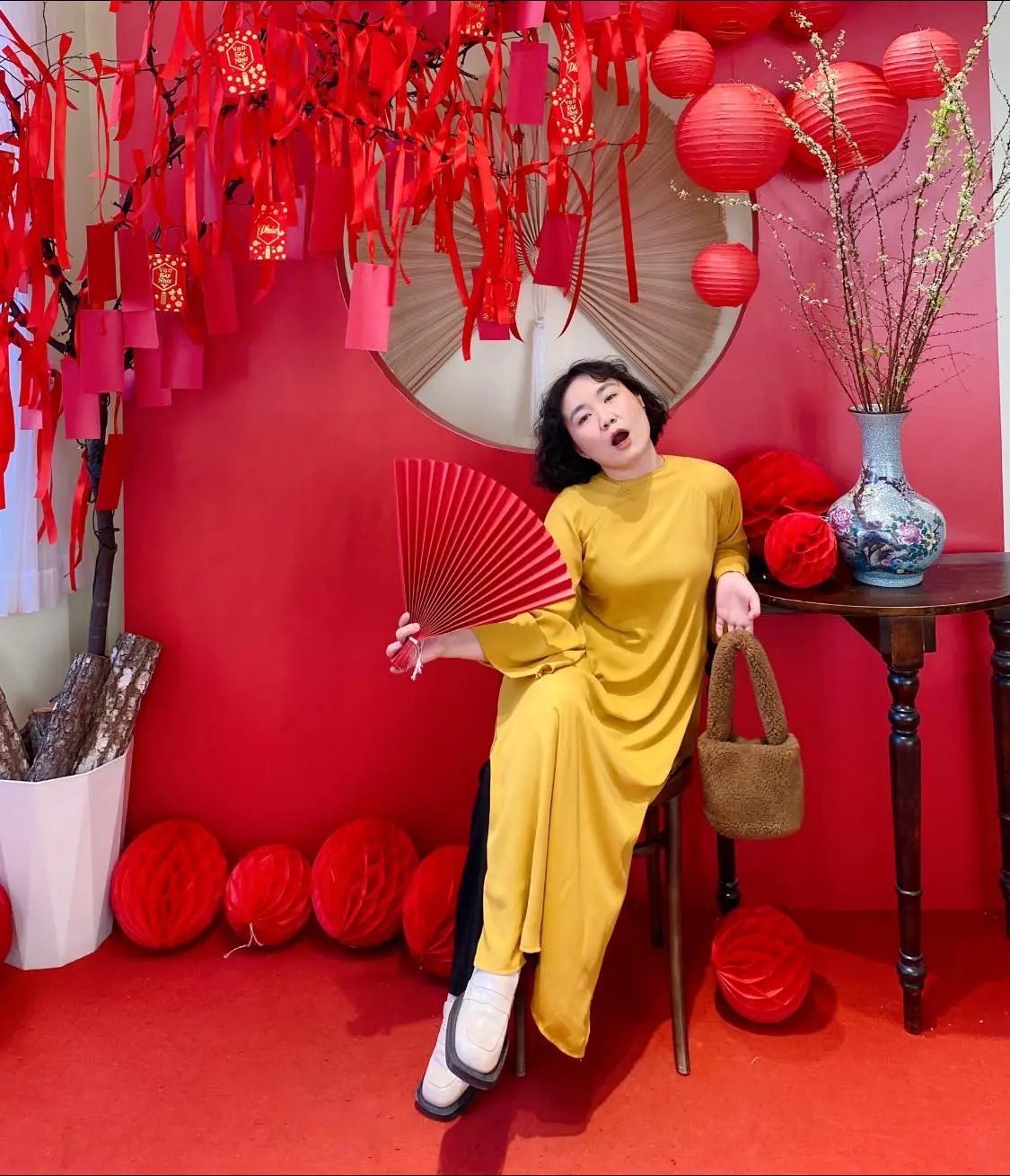 Kh&aacute;m ph&aacute; YIYI Dessert Cafe c&ugrave;ng c&ocirc; n&agrave;ng Th&aacute;nh Mỹ 3