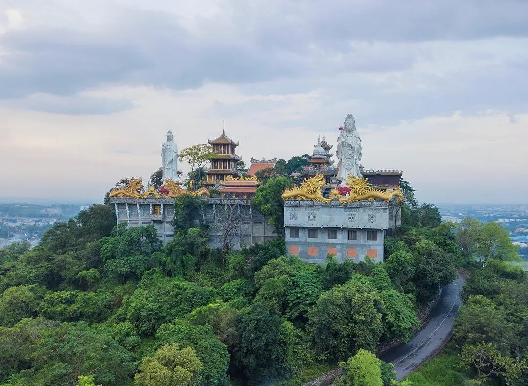 Review B&igrave;nh Dương, những điểm đến kh&ocirc;ng thể bỏ qua 9