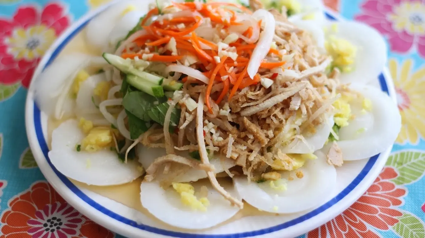 Săn l&ugrave;ng b&aacute;nh b&egrave;o b&igrave; từ g&aacute;nh h&agrave;ng rong th&agrave;nh đặc sản trứ danh B&igrave;nh Dương 11