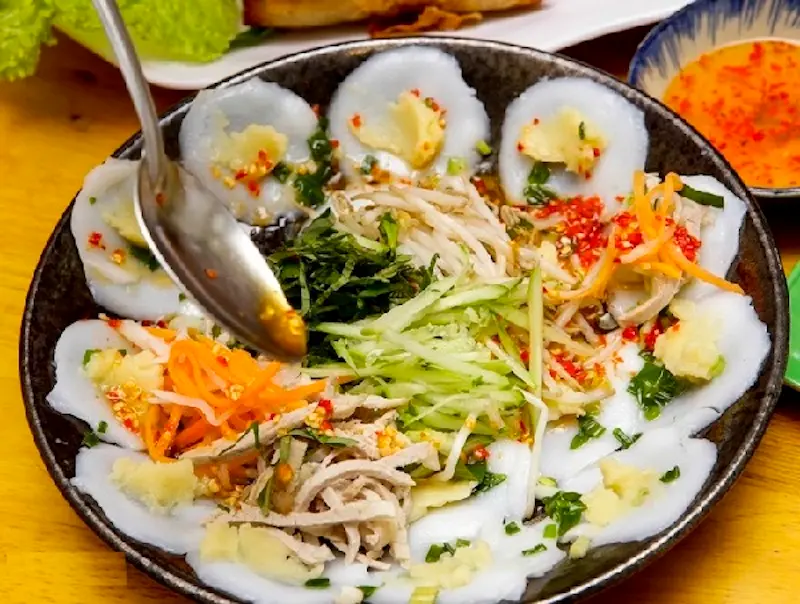 Săn l&ugrave;ng b&aacute;nh b&egrave;o b&igrave; từ g&aacute;nh h&agrave;ng rong th&agrave;nh đặc sản trứ danh B&igrave;nh Dương 10
