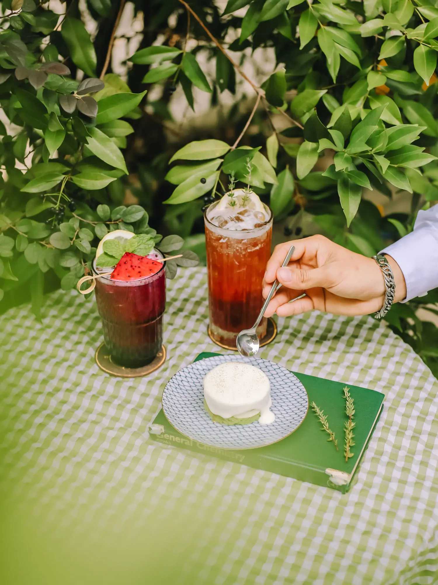 TIME coffee, tiệm c&agrave; ph&ecirc; của sự ngọt ng&agrave;o 9
