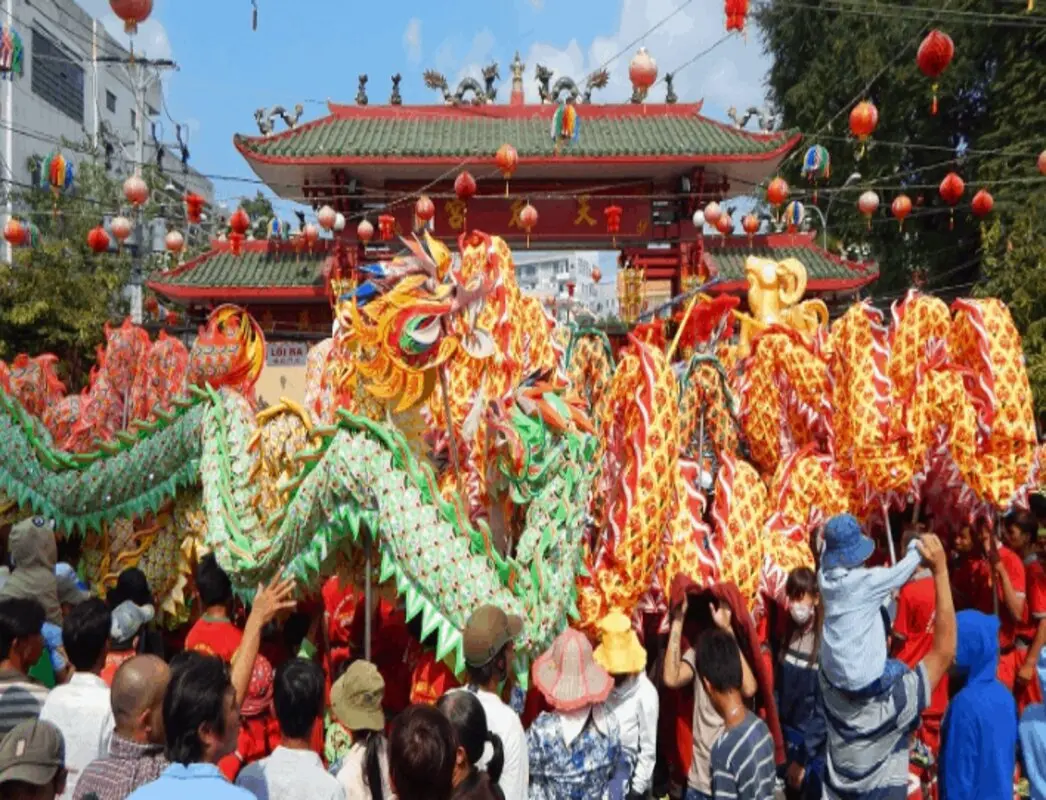 Bỏ t&uacute;i kinh nghiệm đi lễ ch&ugrave;a B&agrave; Thi&ecirc;n Hậu B&igrave;nh Dương từ A đến Z 5