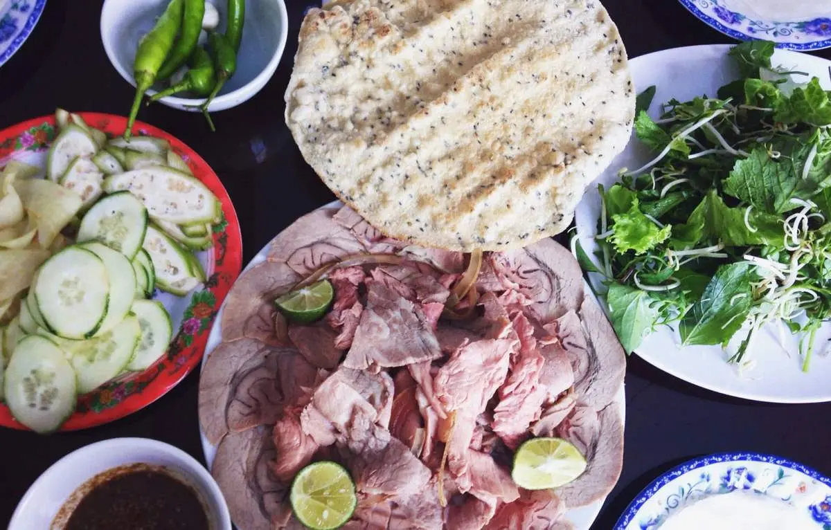 B&ecirc; thui Ho&agrave;ng Anh với menu m&oacute;n kh&oacute; cưỡng đ&atilde; sẵn s&agrave;ng đốn tim thực kh&aacute;ch 6
