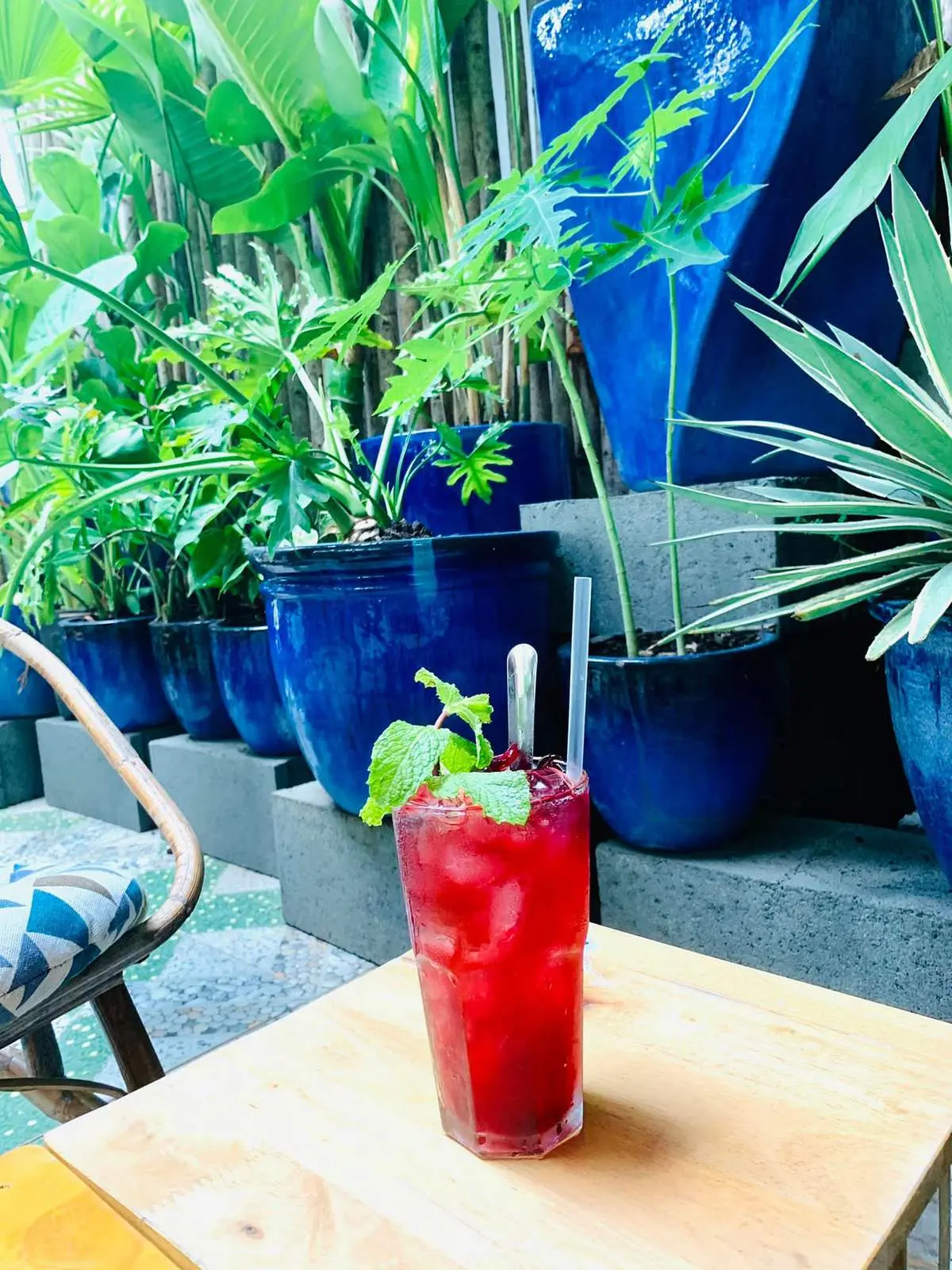 Cafe Thi&ecirc;n Di nhỏ xinh giữa l&ograve;ng th&agrave;nh phố Đồng Xo&agrave;i 10
