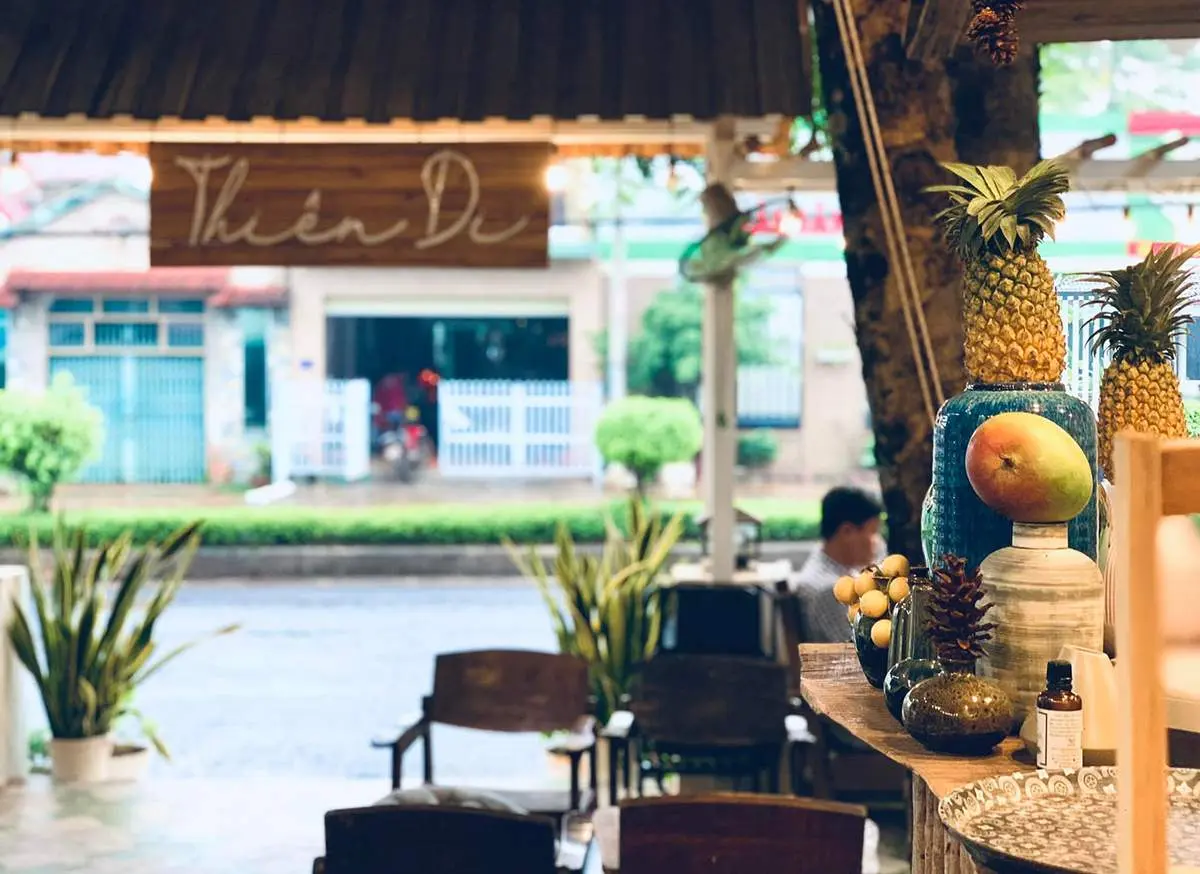Cafe Thi&ecirc;n Di nhỏ xinh giữa l&ograve;ng th&agrave;nh phố Đồng Xo&agrave;i 3