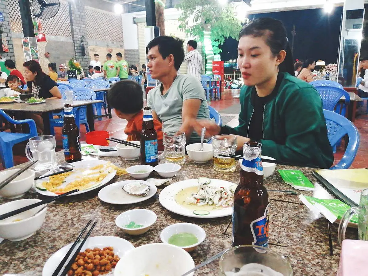 Gh&eacute; đến hải sản A Cọp thưởng thức những m&oacute;n ăn si&ecirc;u hấp dẫn 3