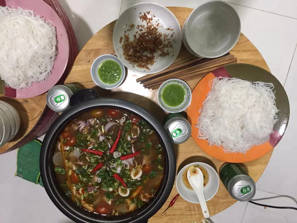 Gh&eacute; Hủ tiếu mực n&agrave;ng Kiều thưởng thức hương vị nức tiếng gần xa 6