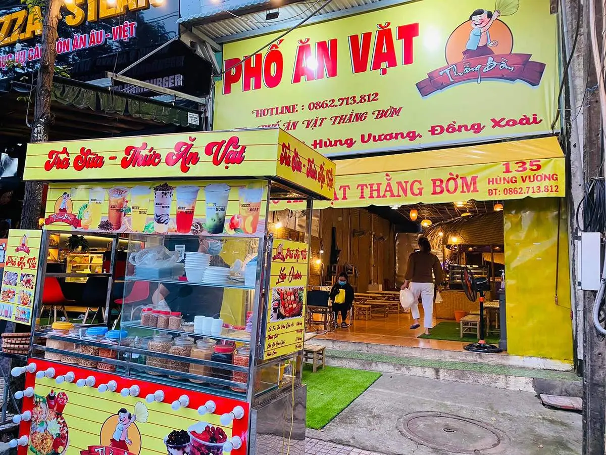 Gh&eacute; Phố ăn vặt thằng Bờm kh&aacute;m ph&aacute; toạ độ ăn uống si&ecirc;u hấp dẫn 2