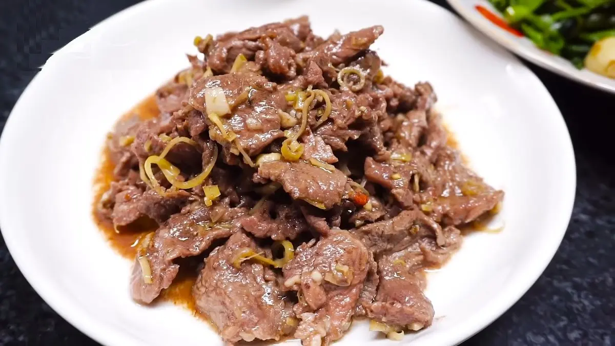 Gh&eacute; thăm B&ograve; Lucky để tha hồ thưởng thức c&aacute;c m&oacute;n ăn ngon 7