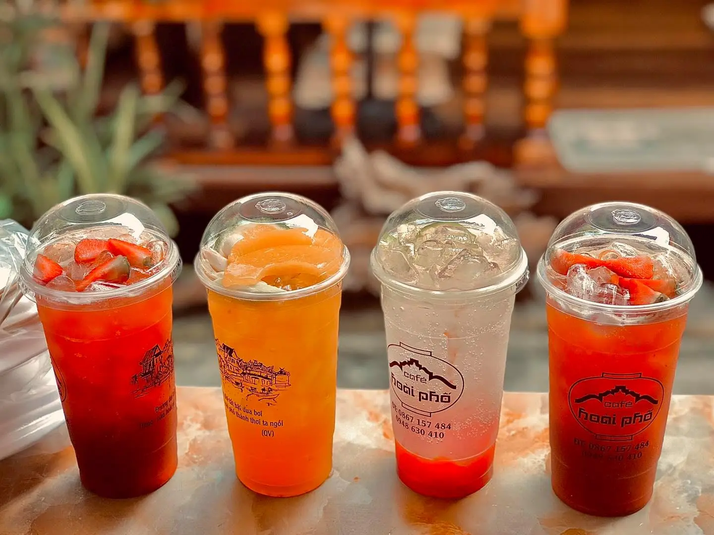 Kh&aacute;m ph&aacute; qu&aacute;n Cafe Ho&agrave;i Phố mang phong c&aacute;ch retro tại Đồng Xo&agrave;i 4