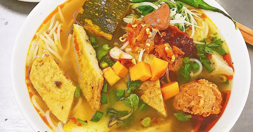 Miền Trung Qu&aacute;n nơi mang đậm hương vị qu&ecirc; hương của những người con xa xứ 3