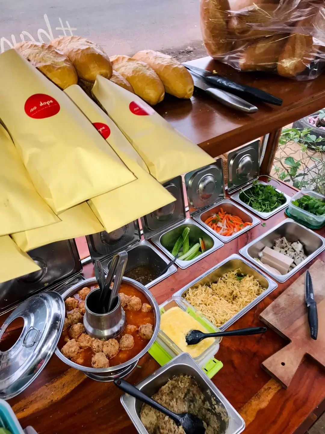 Si&ecirc;u ngon B&aacute;nh m&igrave; SoDope l&agrave;m mưa l&agrave;m gi&oacute; v&ugrave;ng đất đỏ B&igrave;nh Phước 4