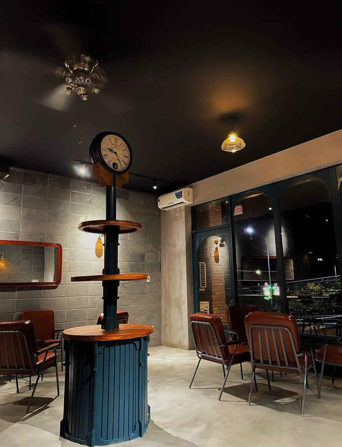 The Naly Coffee, một g&oacute;c Đ&agrave; Lạt thơ mộng ngay tại B&igrave;nh Phước 8