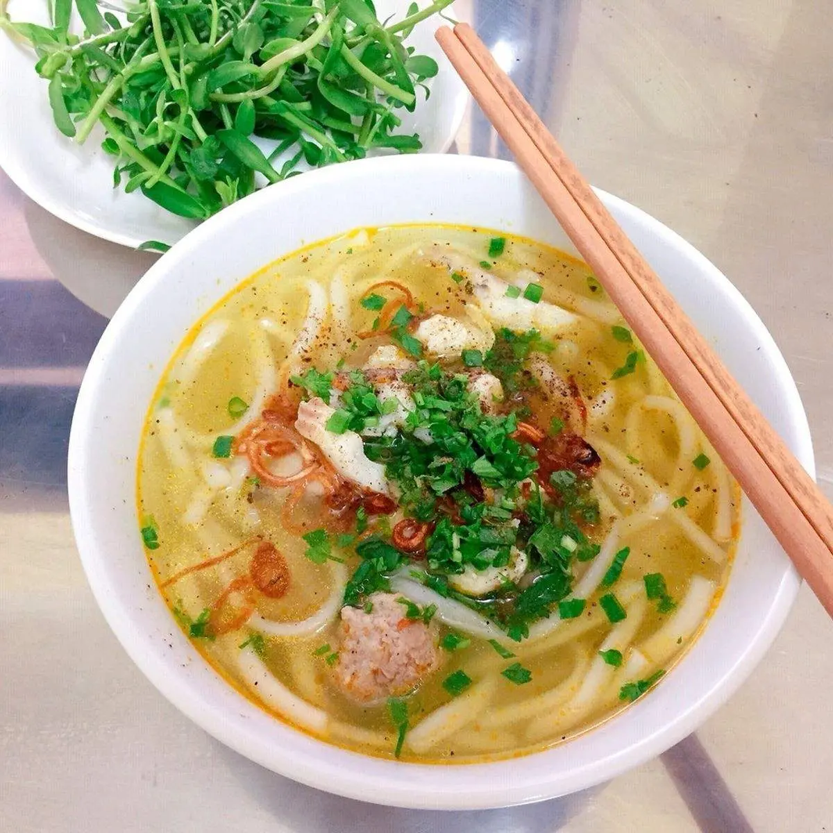 Thưởng thức Bánh canh cá lóc Đồng Xoài và hương vị hấp dẫn khó quên 2