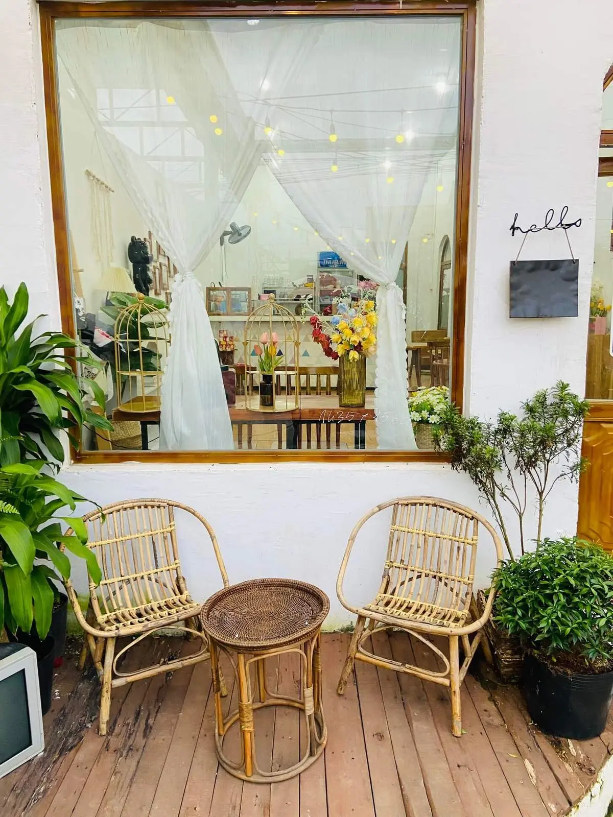Thưởng thức Tr&agrave; sữa Mr.Happy để cảm nhận hương vị vui tươi của ng&agrave;y h&egrave; 3