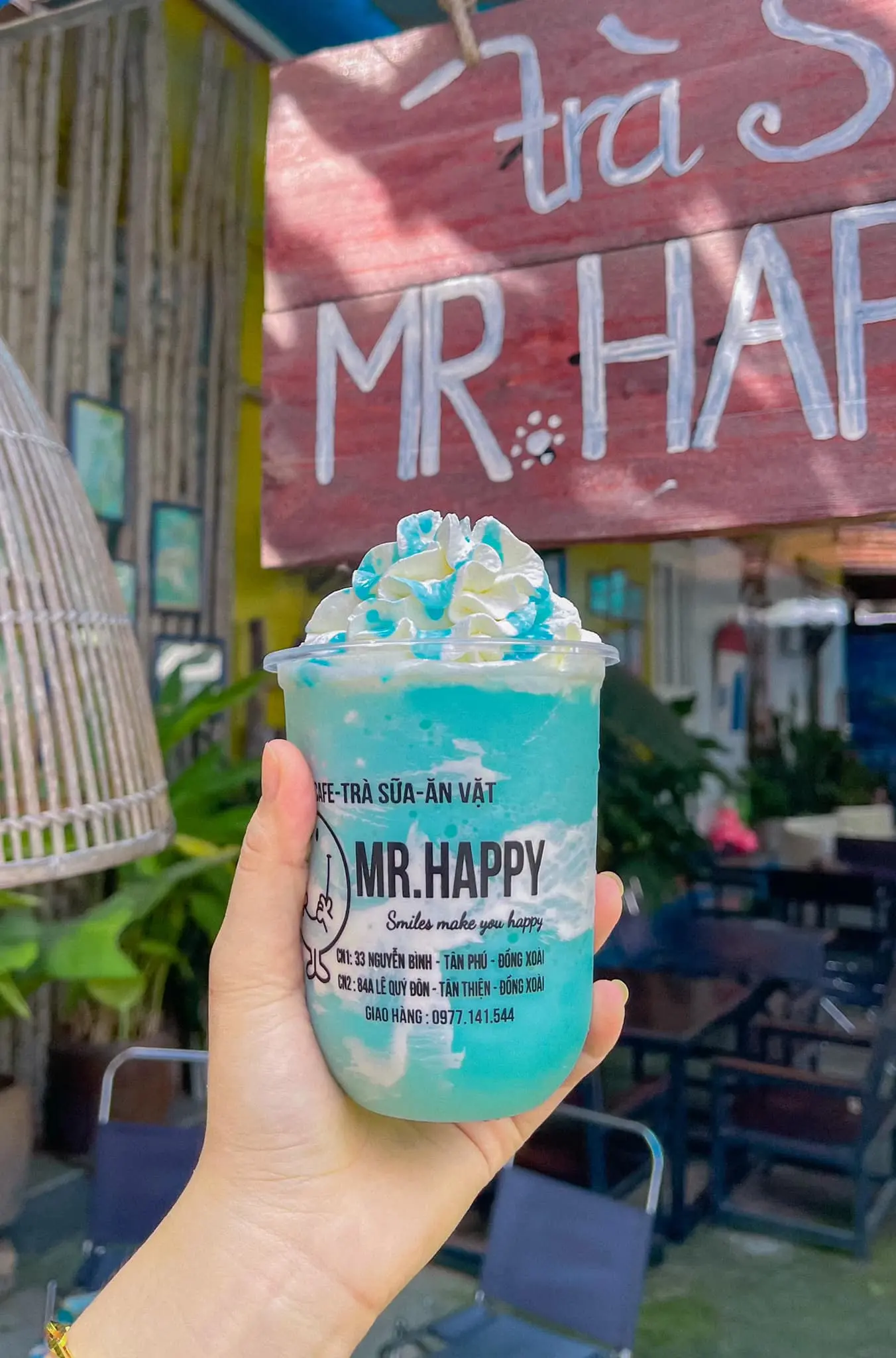 Thưởng thức Tr&agrave; sữa Mr.Happy để cảm nhận hương vị vui tươi của ng&agrave;y h&egrave; 13