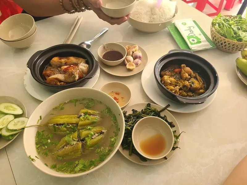 Top 8 qu&aacute;n cơm ni&ecirc;u Đồng Xo&agrave;i ngon chuẩn cơm nh&agrave; 2