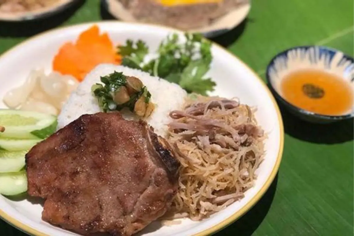 Top qu&aacute;n ăn b&igrave;nh d&acirc;n tại Đồng Xo&agrave;i c&aacute;c t&iacute;n đồ ăn uống cần lưu lại 4