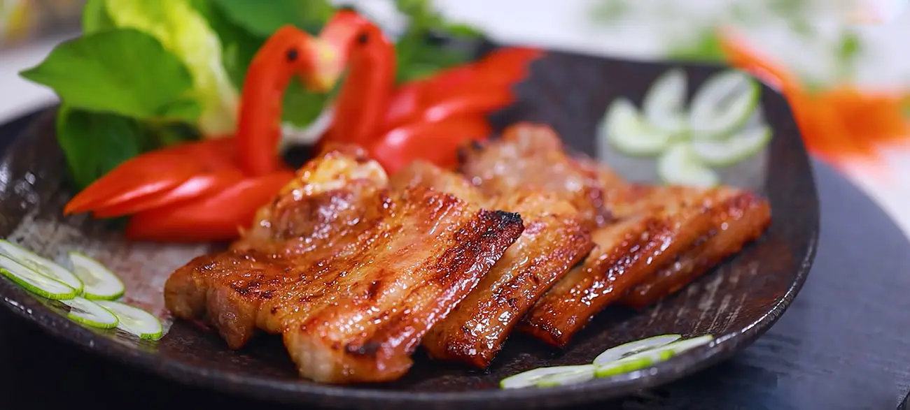 Heo thả rông, đặc sản hấp dẫn của vùng Sóc Bom Bo