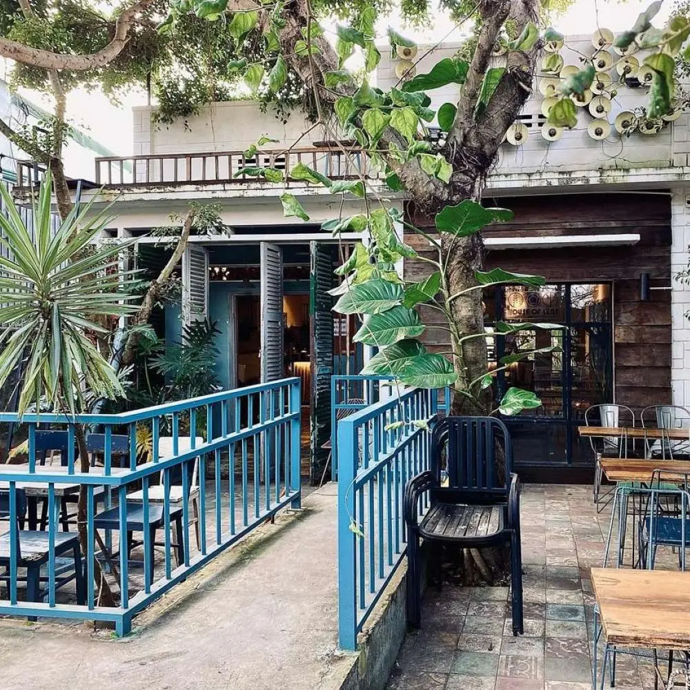 Đến House of Lens Coffee để đổi lấy một mớ b&igrave;nh y&ecirc;n 3