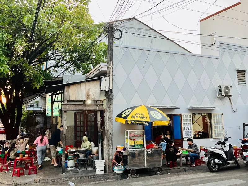 Điểm danh 10+ qu&aacute;n ốc Bu&ocirc;n Ma Thuột ngon, bổ, rẻ 2
