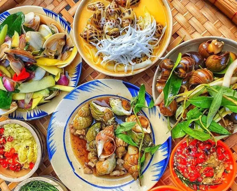Điểm danh 10+ qu&aacute;n ốc Bu&ocirc;n Ma Thuột ngon, bổ, rẻ 11