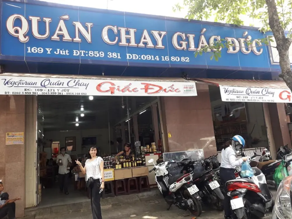 Gh&eacute; Cơm chay Gi&aacute;c Đức tha hồ thưởng thức c&aacute;c m&oacute;n chay ngon 2