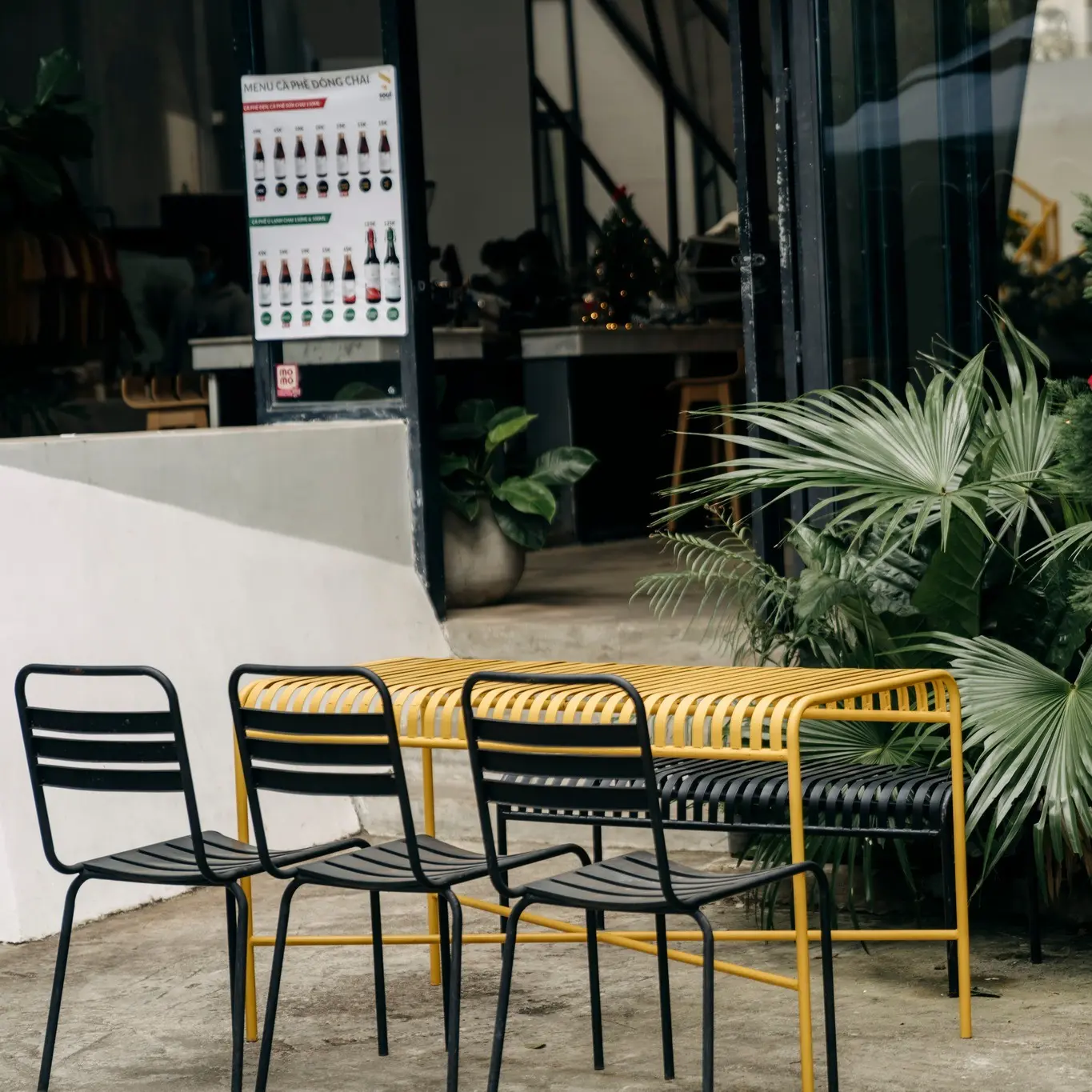 Gh&eacute; SOUL Roastery BMT để thưởng thức hương vị c&agrave; ph&ecirc; phin chuẩn Ban M&ecirc; 4