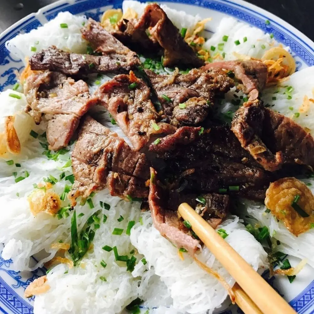 Lần đầu đến Bu&ocirc;n M&ecirc; Thuột ăn g&igrave; cho ngon bổ rẻ 7